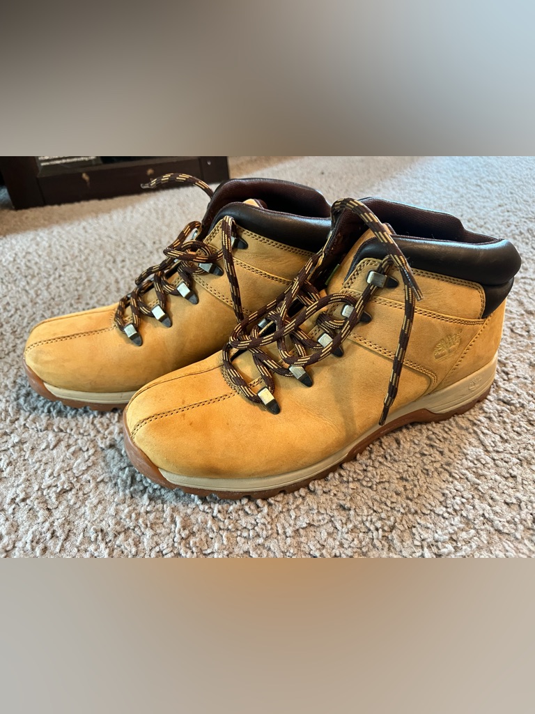 Mens Timberland Skhigh Rock Hiking Boot - Size 11